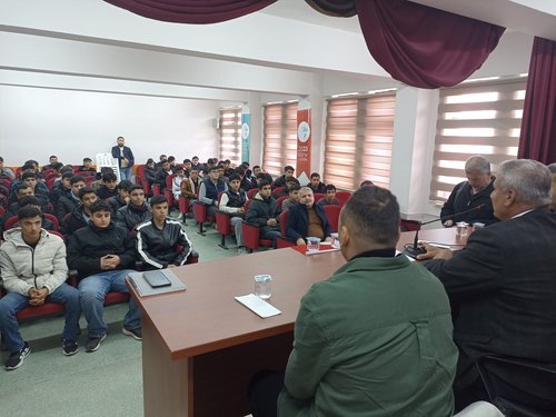 Adıyaman'da Gaziler ve Öğrenciler "Vatan ve Kahramanlık Buluşmaları"nda Bir Araya Geldi - Görsel 2