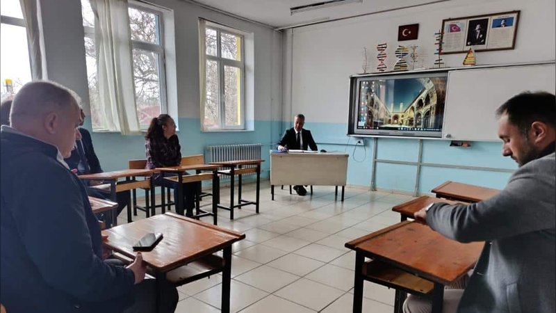 Akkışla'da Eğitimde İş Birliği ve İstişare Toplantısı: Türkiye Yüzyılı Maarif Modeli Değerlendirildi