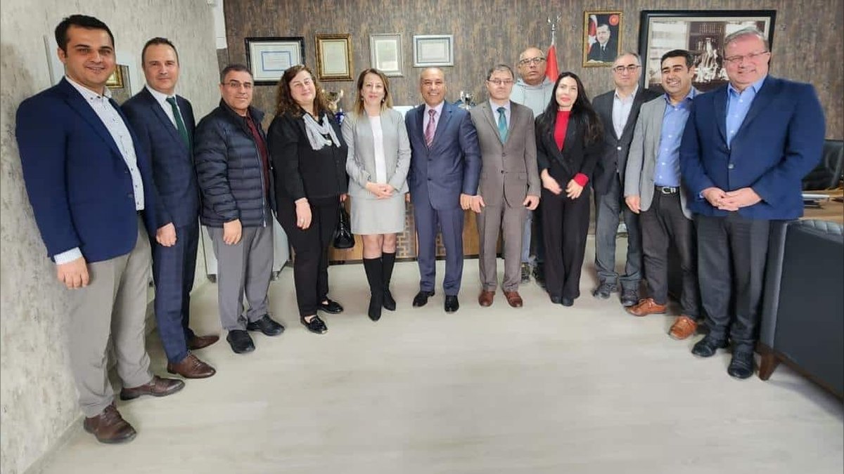 Bayraklı'da Okul Kayıt Alanları ve Yerleşim Planları Değerlendirildi