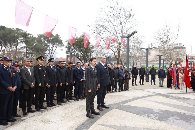 Bigadiç Kaymakamlığı 18 Mart Çanakkale Zaferi Anma Programına Katıldı - Görsel 2