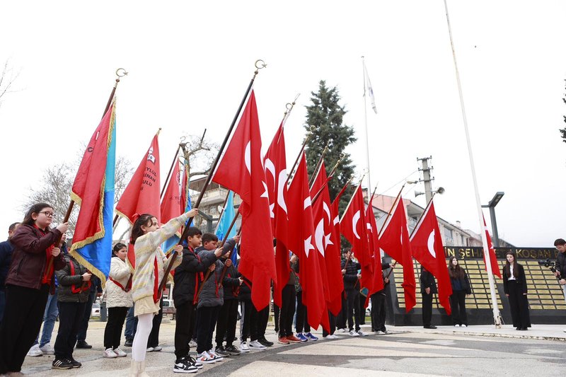Bigadiç Kaymakamlığı 18 Mart Çanakkale Zaferi Anma Programına Katıldı - Görsel 5