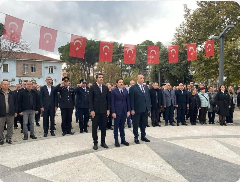 Bigadiç Kaymakamlığı, Atatürk'ü Anma Töreni Düzenledi - Görsel 2