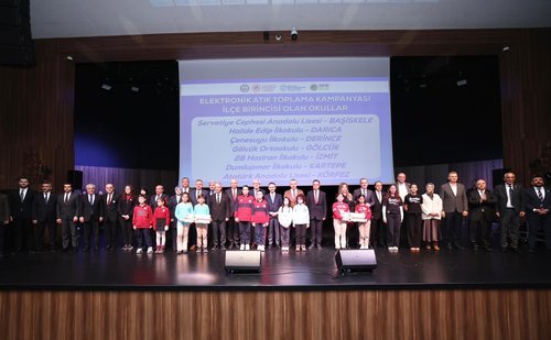 Büyükşehir'den Sıfır Atık Hamlesi: Çocuklarla 6.5 Ton Elektronik Atık Toplandı - Görsel 2