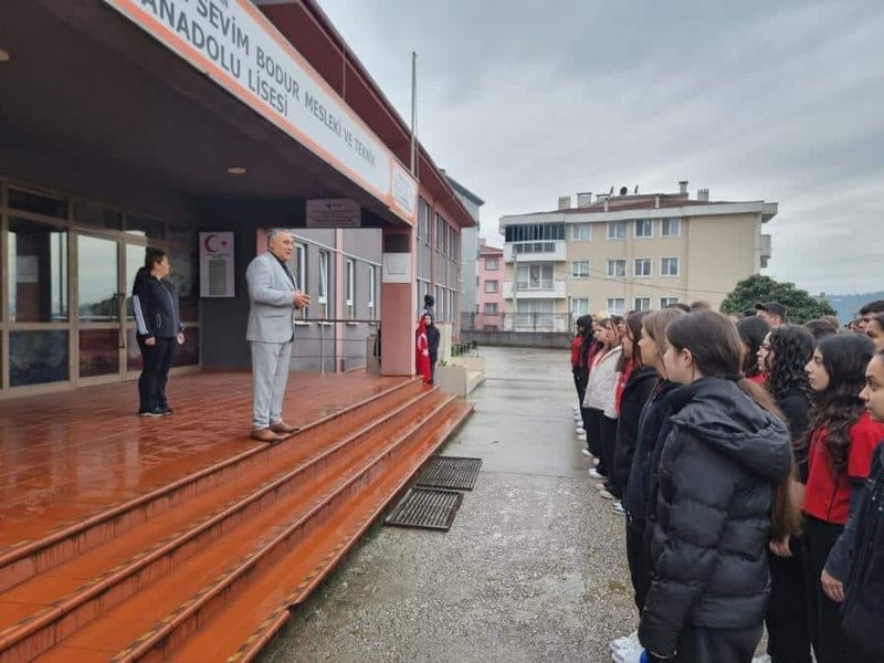Çan İlçe Milli Eğitim Müdürü Turhan Çokgezer, Yeni Haftaya Okul Ziyaretiyle Başladı - Görsel 3