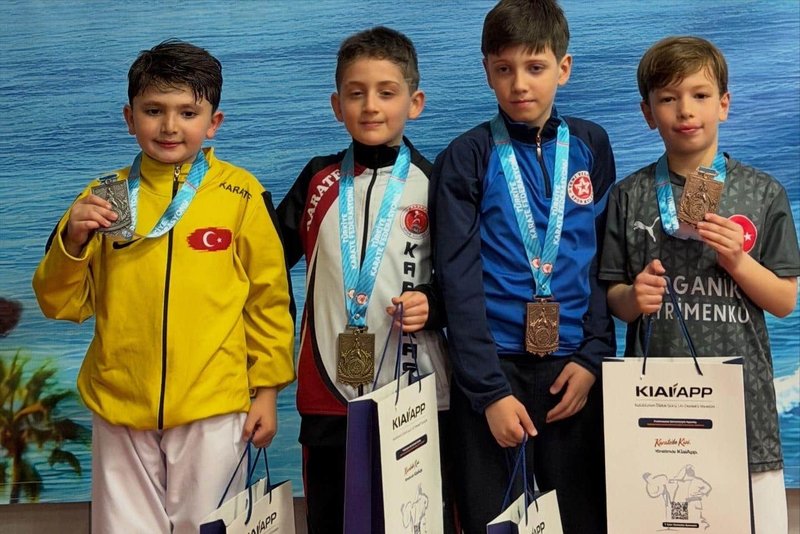 Çanakkale'den Karate Şampiyonası'na Damga: 1 Altın, 2 Bronz Madalya - Görsel 4