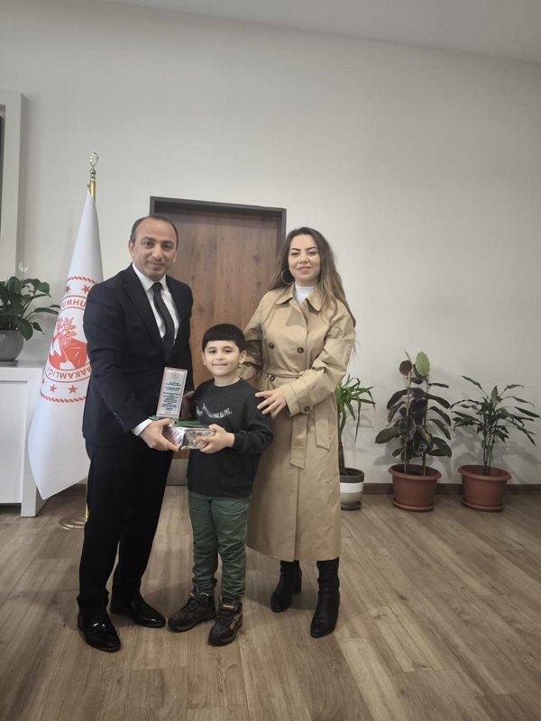 Çine Kaymakamlığı'ndan Kütüphane Haftası Etkinliği: Okuyucular Ödüllendirildi - Görsel 4