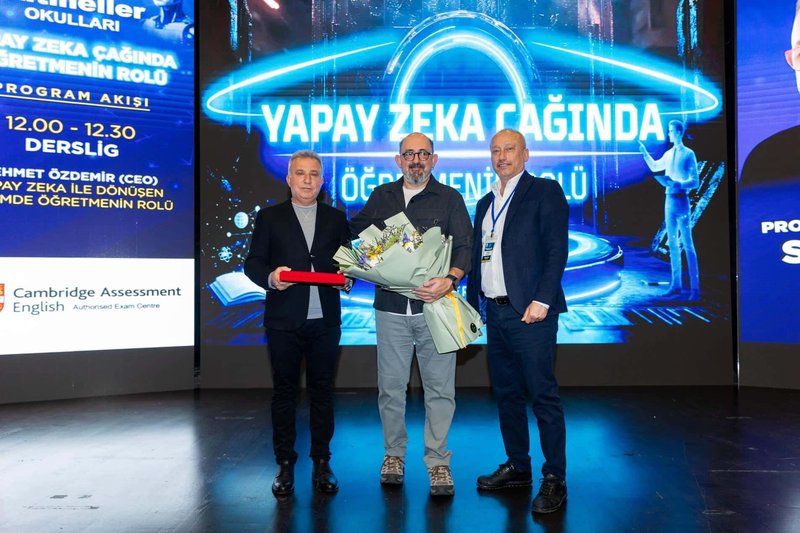 Çukurova'da Yapay Zeka Çağında Öğretmenin Rolü Masaya Yatırıldı - Görsel 4