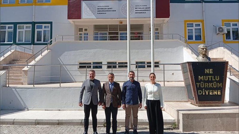 Demre İlçe Milli Eğitim Müdürü Beymelek Okulunu Ziyaret Etti