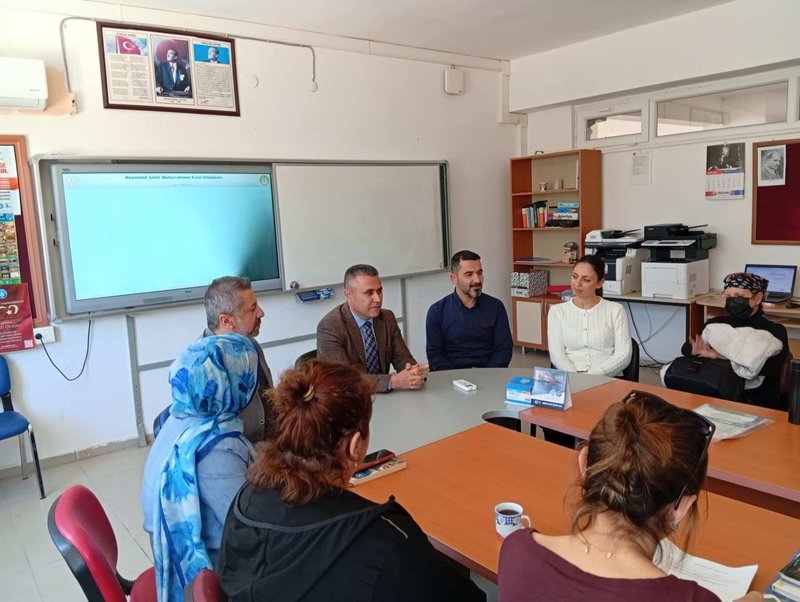 Demre İlçe Milli Eğitim Müdürü Beymelek Okulunu Ziyaret Etti - Görsel 3