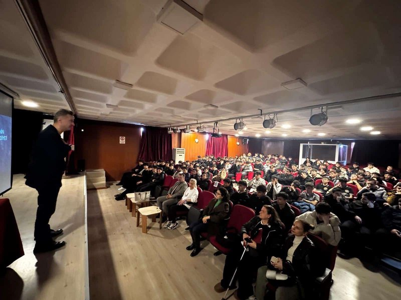 Gaziemir'de TÜBİTAK Bilim Söyleşisi: Beslenme ve Sağlık Konuşuldu - Görsel 4