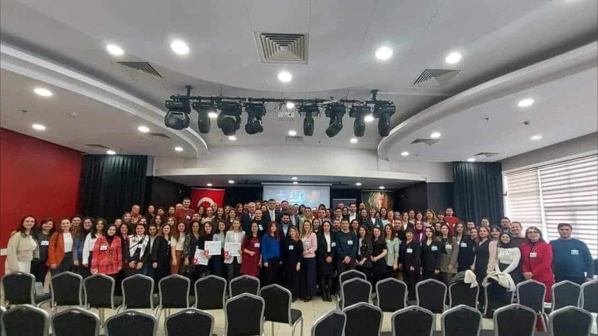 Hayrabolu'dan STEM Eğitimi Çalıştayı Başarısı: Öğretmenler Projelerini Tanıttı