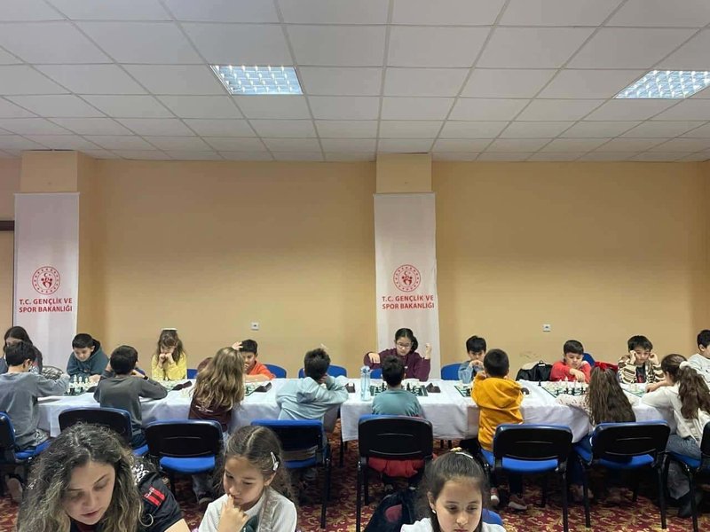 Kaş'ta Öğrenciler İçin Satranç Turnuvası Düzenlendi - Görsel 2