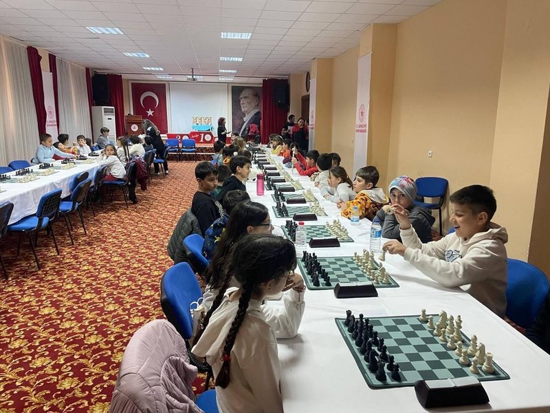 Kaş'ta Öğrenciler İçin Satranç Turnuvası Düzenlendi - Görsel 3