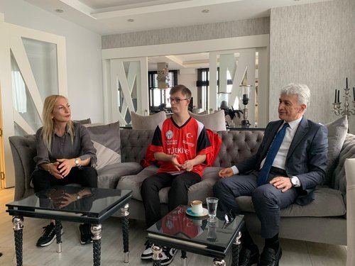 Mersin Aile ve Sosyal Hizmetler İl Müdürü'nden Özel Gereksinimli Evlat Ailesine Ziyaret - Görsel 4