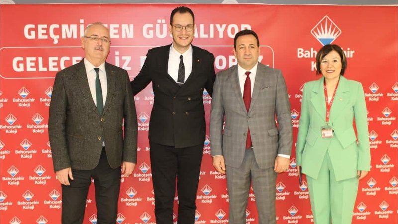 Ödemiş'te Dijital Çağda Ebeveyn Olmak Semineri Gerçekleştirildi