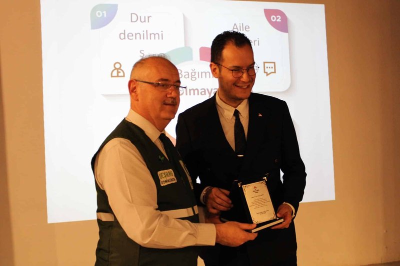 Ödemiş'te Dijital Çağda Ebeveyn Olmak Semineri Gerçekleştirildi - Görsel 4