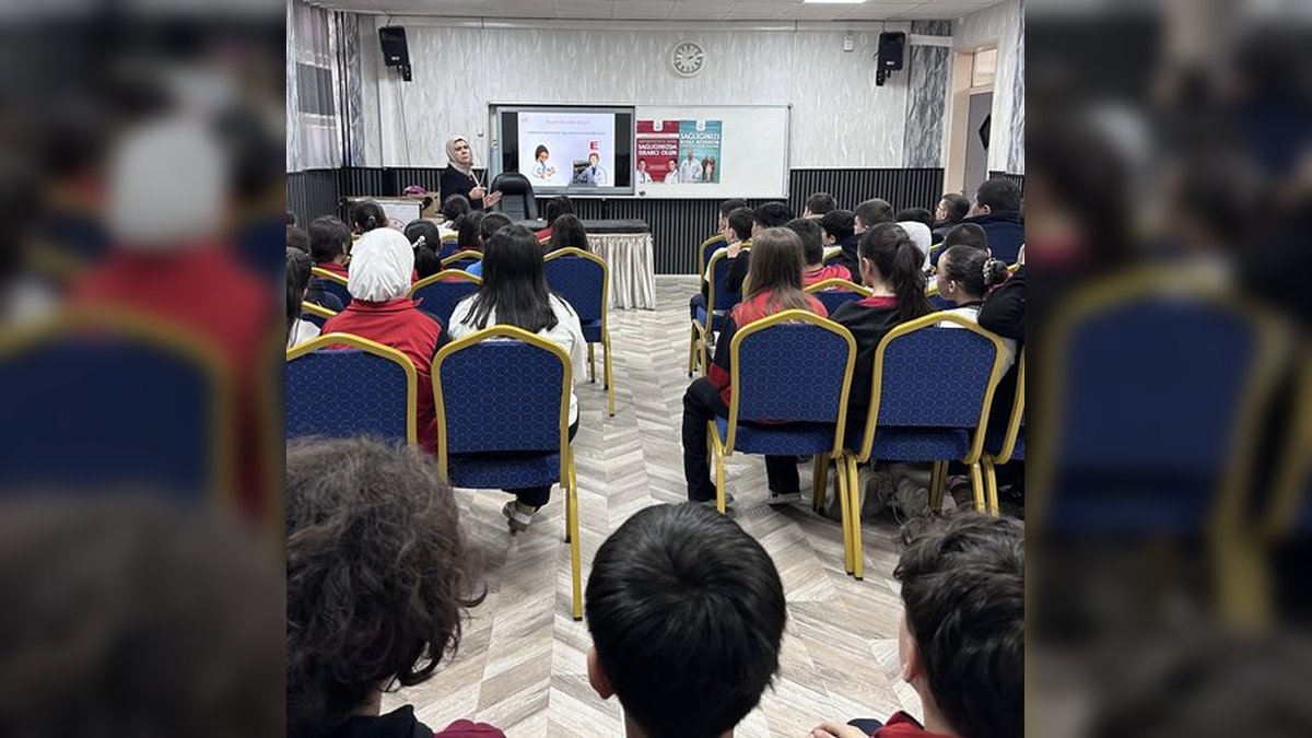 Şahinbey İlçe Sağlık Müdürlüğü'nden Akılcı İlaç Kullanımı Eğitimi