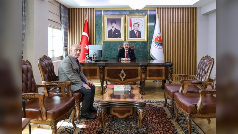Şırnak İl Millî Eğitim Müdürü Hakan Cırıt, Vali Birol Ekici'yi Ziyaret Etti