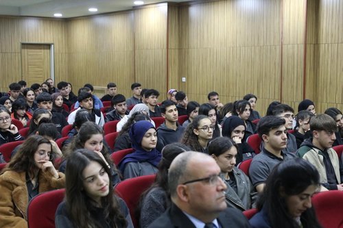 Vali Taşolar, Iğdır Anadolu Lisesi'nde Öğretmen ve Öğrencilerle Buluştu - Görsel 4