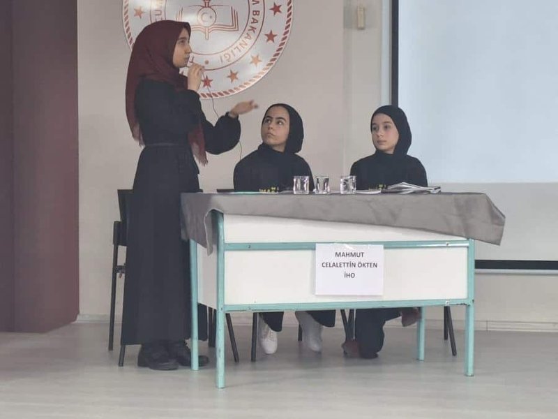 Yıldırım'da 'İklim Değişikliği' Münazarası Tamamlandı: Ortaokul ve Lise Birincileri Belli Oldu - Görsel 5