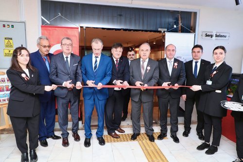 Altınordu Kaymakamı Ertaş, Kütüphane Haftası Etkinliklerinde Öğrencilere Ödül Verdi - Görsel 4