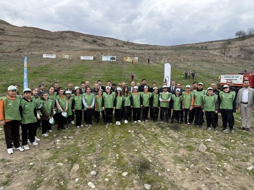 Amasya Orman Bölge Müdürlüğü: Taşova'da Orman Haftası Kapsamında Fidan Dikim Töreni - Görsel 3
