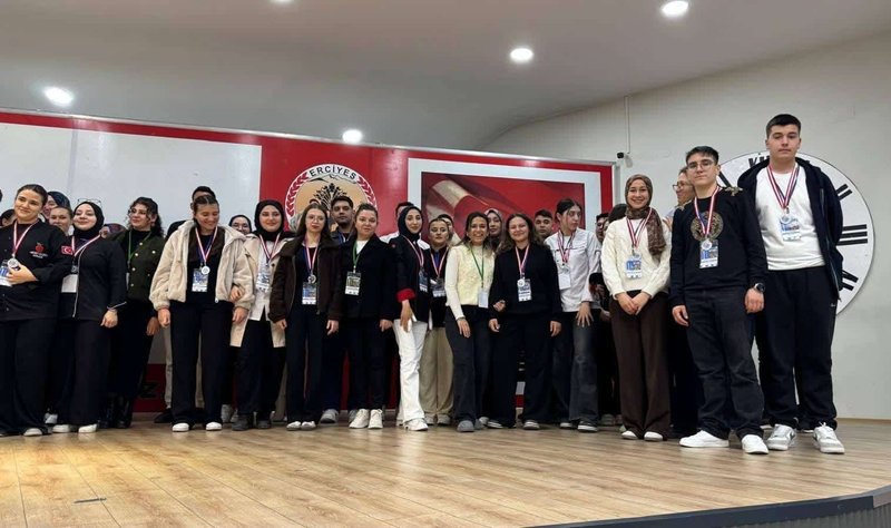 Avanos Kız Mesleki ve Teknik Anadolu Lisesi, Uluslararası Gastronomi Yarışmasında Gümüş Madalya Kazandı - Görsel 2