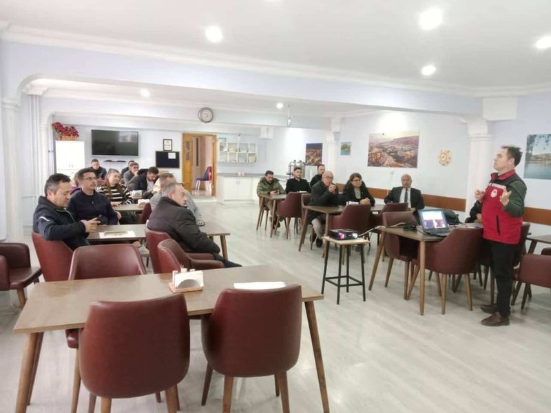 Avanos'ta Dikey Tarım Yarışması Bilgilendirme Toplantısı Yapıldı - Görsel 2