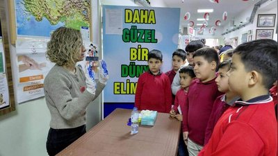 Avanos'ta Eğitim ve Sağlık Buluşması: Kalaba Atatürk İlkokulu'nda Öğrencilere Yönelik Önemli Bilgilendirmeler