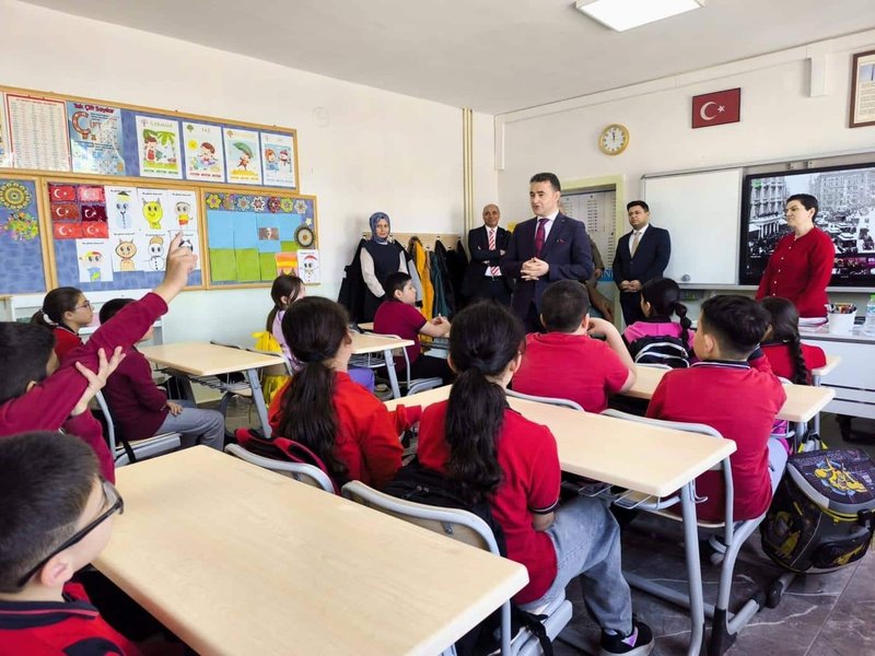 Avanos'ta Eğitim ve Sağlık Buluşması: Kalaba Atatürk İlkokulu'nda Öğrencilere Yönelik Önemli Bilgilendirmeler - Görsel 2