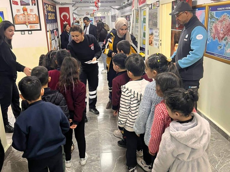 Avanos'ta Eğitim ve Sağlık Buluşması: Kalaba Atatürk İlkokulu'nda Öğrencilere Yönelik Önemli Bilgilendirmeler - Görsel 4