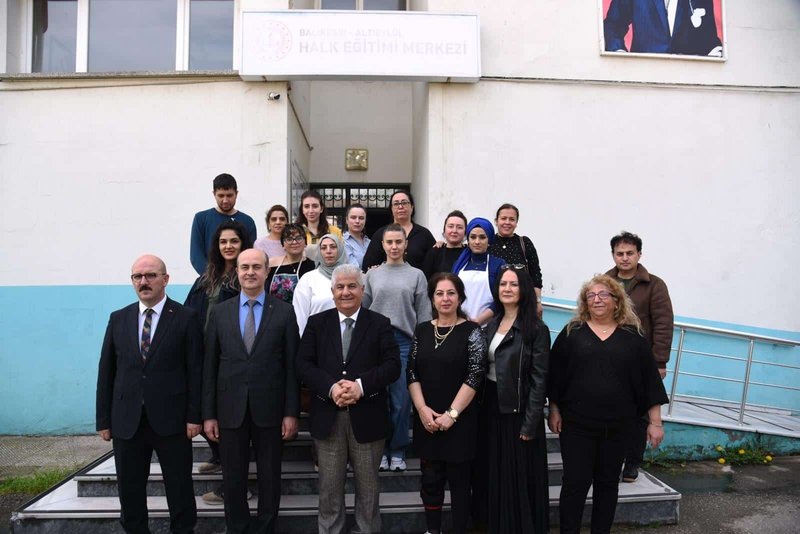 Balıkesir Milli Eğitim Müdürü Kal'dan Okul ve Değerlendirme Merkezlerine Ziyaret - Görsel 3