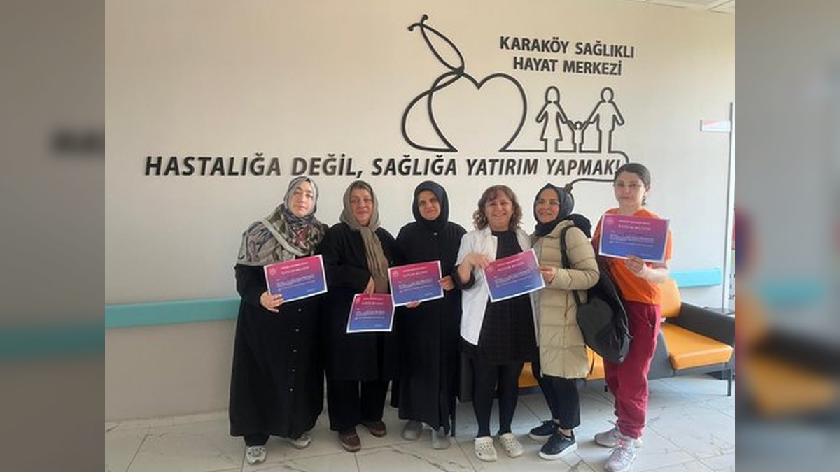 Bartın İl Sağlık Müdürlüğü'nden Kadınlara Yönelik 'Sağlıklı Menopoz Okulu' Eğitimi