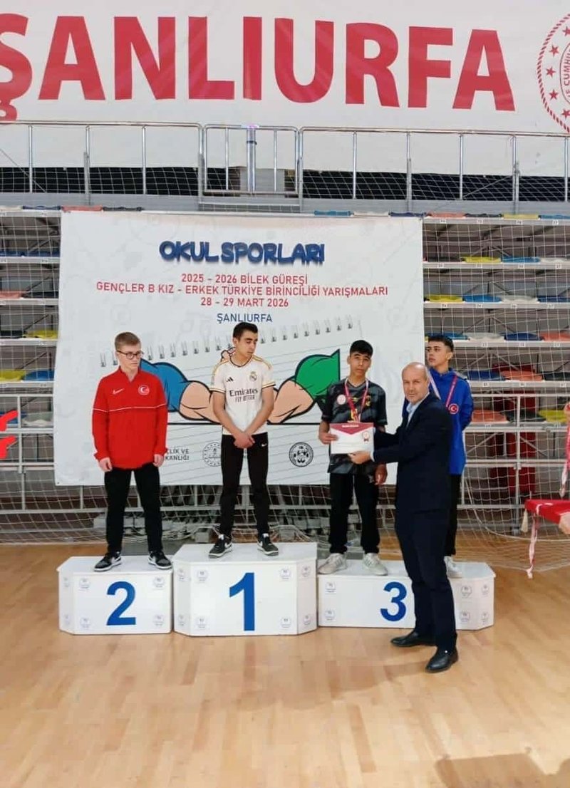 Bozdoğan MTAL Öğrencisi Bilek Güreşi Türkiye Üçüncüsü Oldu - Görsel 2