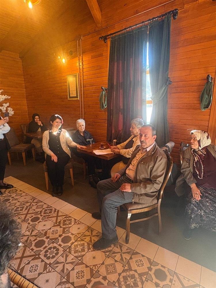 Çorum İl Sağlık Müdürlüğü'nden Huzurevi Sakinlerine Anlamlı Ziyaret - Görsel 3