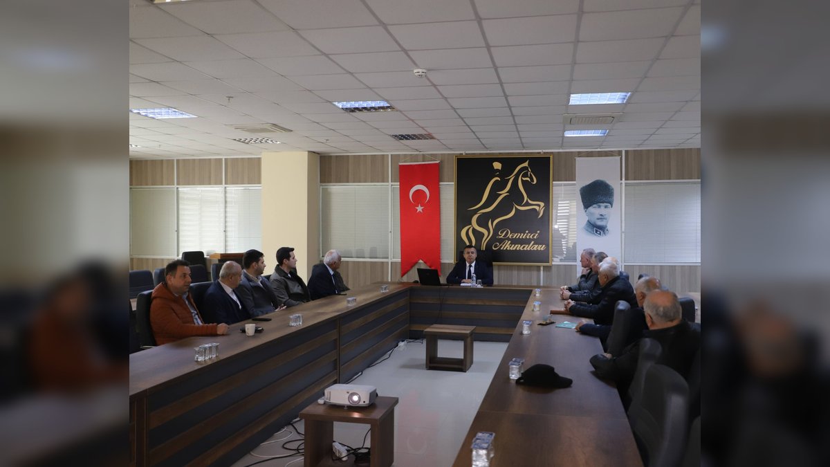 Demirci Halısı Standartlaşacak ve Uluslararası Alanda Tanıtılacak