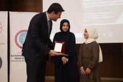 Diyarbakır'da Genç Nida Kur'an-ı Kerim'i Güzel Okuma Yarışması Ödül Töreni Düzenlendi - Görsel 3