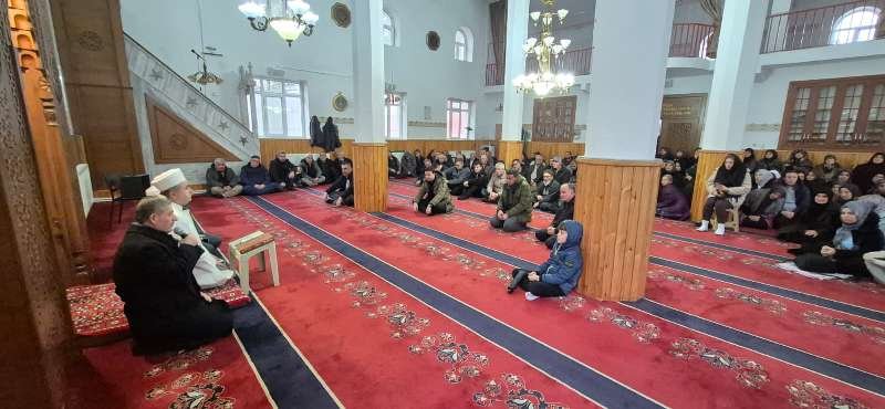 Elmadağ'dan Kutsal Topraklara: Hacı Adayları Dualarla Uğurlandı - Görsel 3