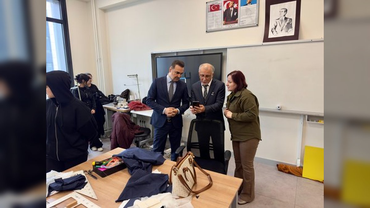 Esenyurt İlçe Millî Eğitim Müdürü Tayfun Özyolcu'dan Fergani Mesleki ve Teknik Anadolu Lisesi'ne Ziyaret