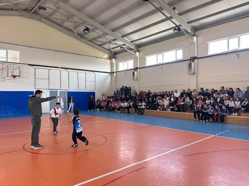 Esenyurt'ta Geleneksel Çocuk Oyunları Mendil Kapmaca Müsabakaları Tamamlandı - Görsel 2