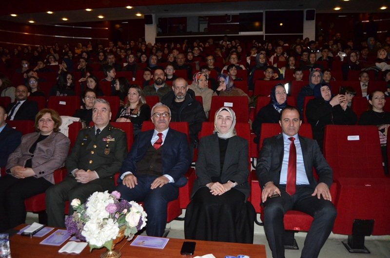 Gebze Kaymakamlığı 62. Kütüphane Haftası'nı Kutladı - Görsel 2