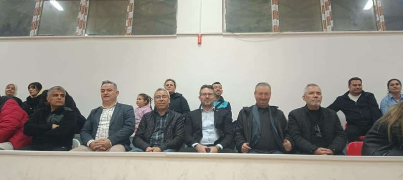 Gemlik'te Veli Voleybol Ligi Başladı: Aile Katılımı Vurgusu - Görsel 5