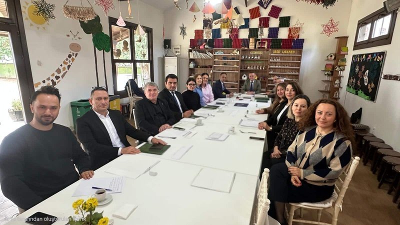 Gülyalı'da 2025-2026 Eğitim Yılı Değerlendirme Toplantısı Yapıldı - Görsel 2