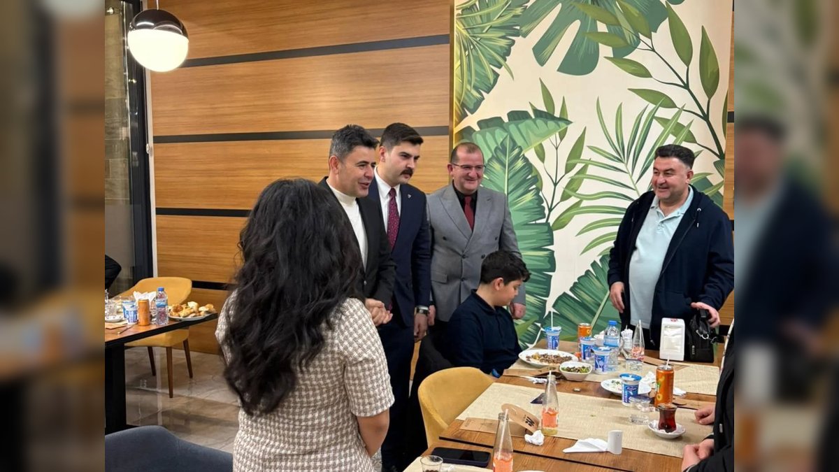 Gürün Kaymakamlığı'ndan Tıp Bayramı'nda Personel Onuruna İftar