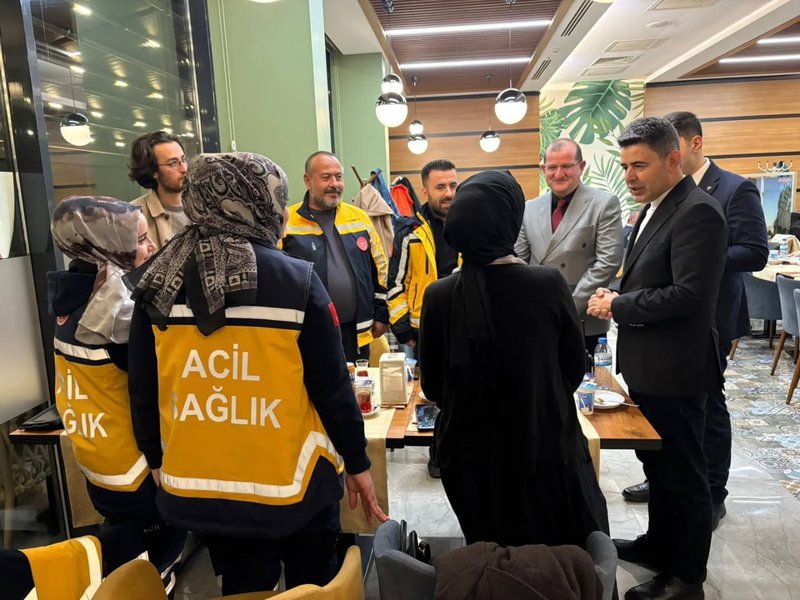 Gürün Kaymakamlığı'ndan Tıp Bayramı'nda Personel Onuruna İftar - Görsel 2