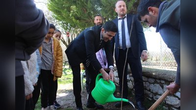 İbradı Kaymakamlığı Ormancılık Haftası Kapsamında Ağaç Dikme Etkinliği Düzenledi