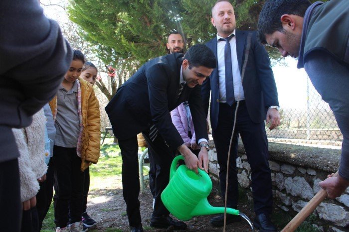 İbradı Kaymakamlığı Ormancılık Haftası Kapsamında Ağaç Dikme Etkinliği Düzenledi - Görsel 4