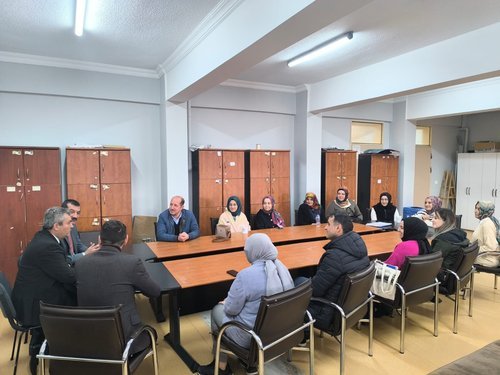 İnegöl İlçe Millî Eğitim Müdürü Zengin, Anadolu İmam Hatip Lisesini Ziyaret Etti - Görsel 3