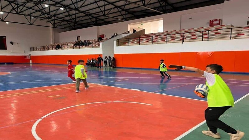 İscehisar'da Okul Spor Müsabakaları Futsal ile Başladı - Görsel 3