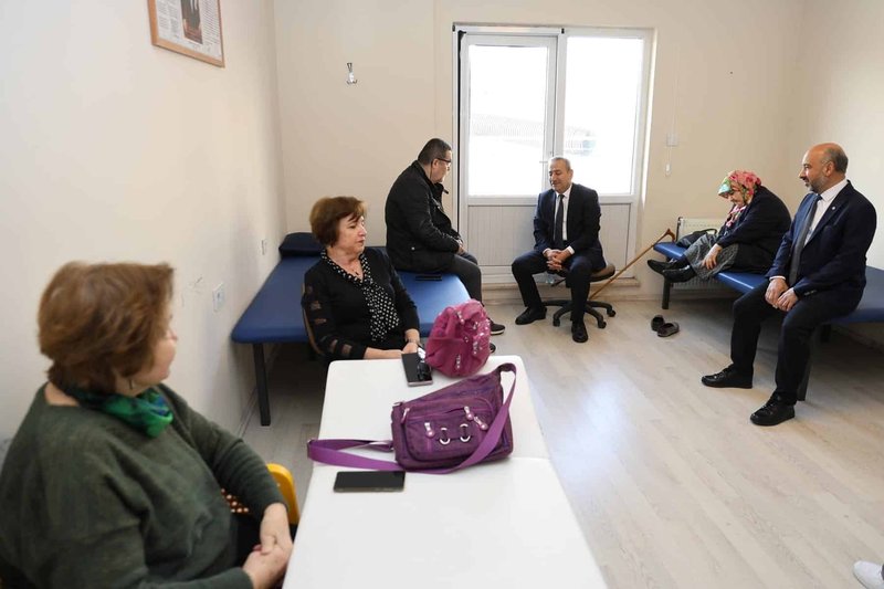 Karabük İl Milli Eğitim Müdürü Nevzat Akbaş'tan Özel Eğitim Merkezine Ziyaret - Görsel 3